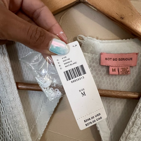 Anthropoligie x Not So Serious by Pallavi Mohan Deep-V Mini Dress Size Medium - Picture 9 of 11